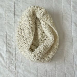 H&M knitted infinity scarf
